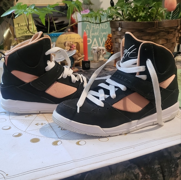 Jordan Flight 45 High IP GS 'Black and Rose Gold' Size 3Y - Picture 4 of 10